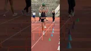 HOW TO IMPROVE RUNNING FORM?🔥Drills with Cones & Hurdles for BETTER STRIDE & POSTURE #runner #sport