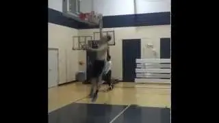 Cody Schock between the legs dunk - slow motion