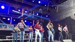 8COUNTS GELDERN - Gelderner Stra&szlig;enparty 2017 - Hip Hop Line Dance