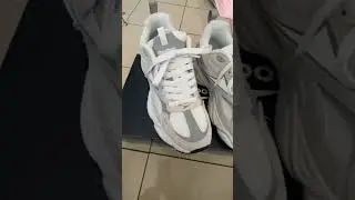 Reebok charge sneakers 👟🤍 #chunkysneakers #sneakers #whitesneakers
