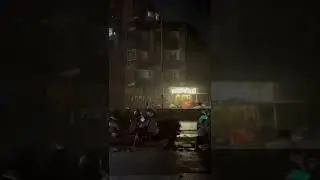 Valsad today evening heavy rains with thunderstorm and lightning.