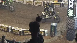 Funny Fan Reaction To Epic Head to Head Arenacross Race!