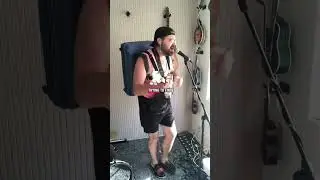 Hand crushed by a mallet - 100 gecs (Backpack Drum Cover) #100gecs #banjo #onemanband