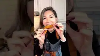 Hot Honey Butter Wings that STAY CRISPY after getting sauced!!!