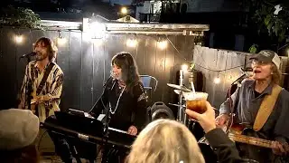 The Electric Lavender Train - Magic Carpet Ride (Live)