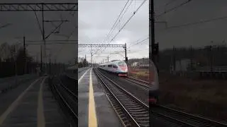 ЭВС2-01 пролетом Тосно-2 #train #railway #2025 #сапсан #trainspotting