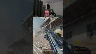 I'M FIGHTING OVER HERE😄😄😄!!!  #shorts #gaming #warzoneclips #funnyshorts