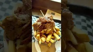 Best place to get a poutine. #poutine #calgary #calgaryliving #yyc #yycliving #fyp #fyppinoy