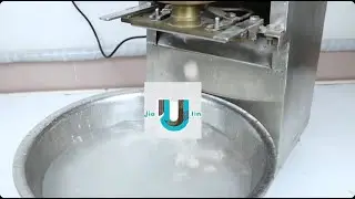 Jalindo the supplier of family & industrial kitchen equipment --Meatball forming machine effect show