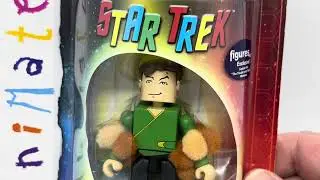 Vintage 2003 Art Asylam Star Trek The Original Series Minimates Captain Kirk Block Figure & Tribbles