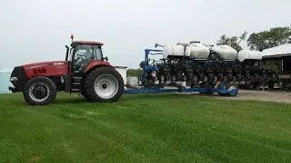 2013 Kinze 3600 Planter