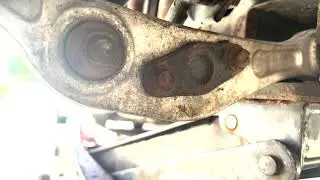 2003-2006 Infiniti G35X Connecting Rod & Sway Bar Link Replacement