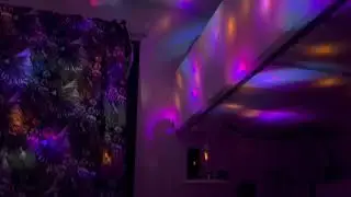 LED diskoboll lampa som blinkar i takt med musiken.
