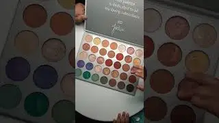 Even my daughter loves Morphe Jaclyn hill palette❤❤ #JaclynHill #Morphe  #makeuplovers