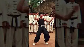 Дисциплина Брюса Ли в движении #brucelee #aishorts #kungfu #karate #martialarts #film #legend #kick