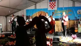 Slavonijo, biseru Hrvatske. Najbolji hrvatski tamburaši.