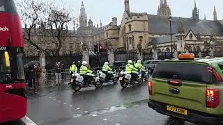 Keir starmer arrived for Pmqs today downing street london
