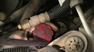 Как проверить уровень трансмиссионной жидкости, поскольку на этих моделях Pontiac Grand Am 1999-2...
