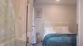 Northcote Point Home Stay