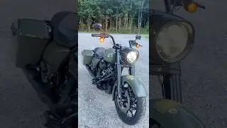 Harley Davidson Road King Special Vance and Hines exhaust. #motorcycle #harleys