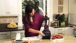 How to Make Nutritious Blueberry Frozen Yogurt | Cleanblend&trade; Blenders