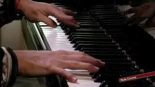 LA PIANISTA PAULA CORONAS
