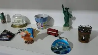 ASMR mostrando COLEÇÃO DE SOUVENIRS