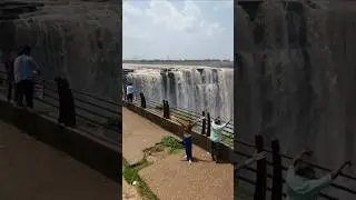 Bahuti Waterfall Rewa #bahutiwaterfall #shrots #waterfall #minisinghh