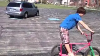 Chainless Fakie