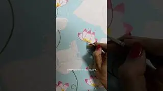 Fine detailing of pichwai lotus with a size 0 round brush✨  #pichwaiart #indianart #youtubeshorts