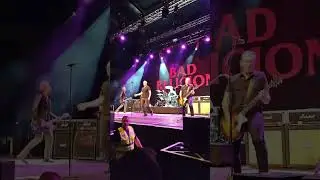 Bad Religion Do what you want Live @Vienna @RaiffeisenHalle #badreligion #live #punk #rock #vienna