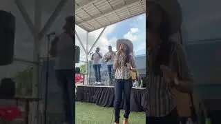 Cantando en Elorza #19demarzo #elorza #apure #canto #llano #Venezuela #venezolana #kysbelaguirre