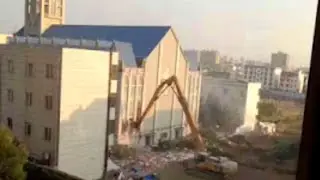 China Demolishes 3000 Seat Megachurch during Worship Service