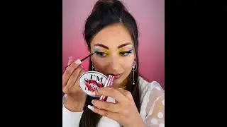 I tried magnetic lashes for the very first time.