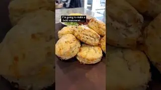 The Best Bacon Cheddar Biscuits!! #biscuits #buttermilkbiscuits #bacon #cheese #breakfast