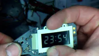 Digitaluhr Reparatur Segmentausfall / Keine Anzeige. Audi 80 / 90 / 100 / 200
