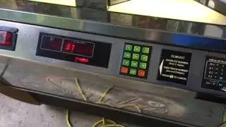 Nsm jukebox with bill validator
