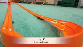 1970 Hot Wheels Dual-Lane Rod Runner Race Set - Oval layout