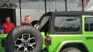 2018 Jeep Wrangler JL Soft Top Take Down