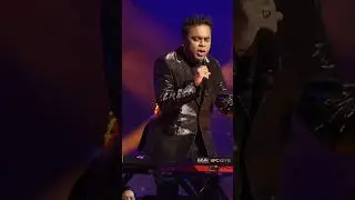 Extraordinary🎵🎶 @ARRahman performs 'Chaiyya Chaiyya' live at The Other Songs!