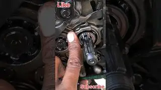 Broken gear stopper  #gear #splendor #technician #repair #engine