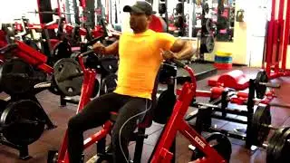 LeverEDGE Vertical Wide Chest Press Demo