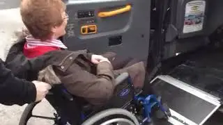 World Record loading a wheelchair in a Blackcab