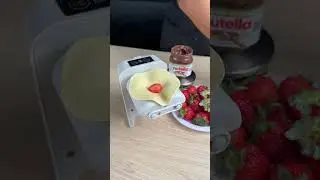 Strawberry pastry