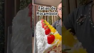 🍓 Duas tenta&ccedil;&otilde;es que encantam qualquer paladar: fatias de rocambole de chocolate e de morango! 😍