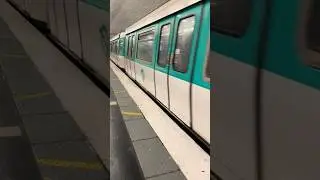 Instant m&eacute;tro : MF77 - Ligne 13 [Ga&icirc;t&eacute;]