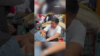 Emak-emak Serbu Kaesang Minta Foto: Anak Jokowi, Gantengnya
