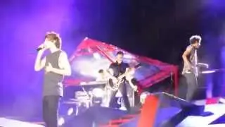 One Direction - Better Than Words Niall's Crotch Grab WWA Tour Washington, DC