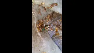 Extraer ORO con acido clorhidrico y agua oxigenada.