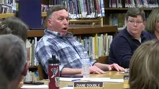 SR school board and community discuss the 